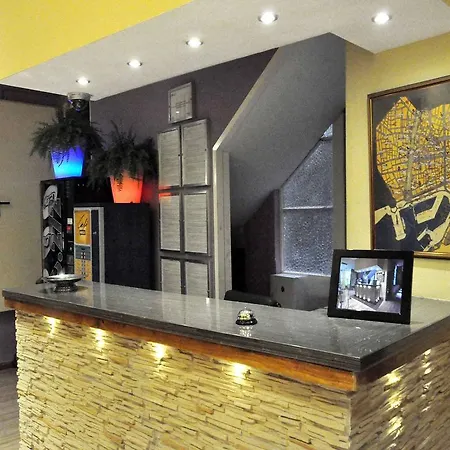 Hotel Gotic *